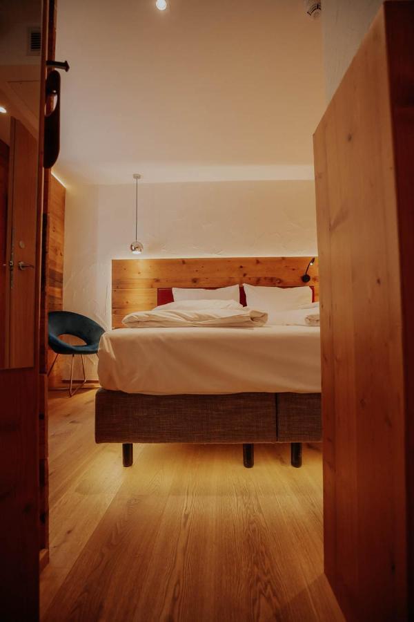 Altstadtmittehotel Sonne Dinkelsbuehl Luaran gambar