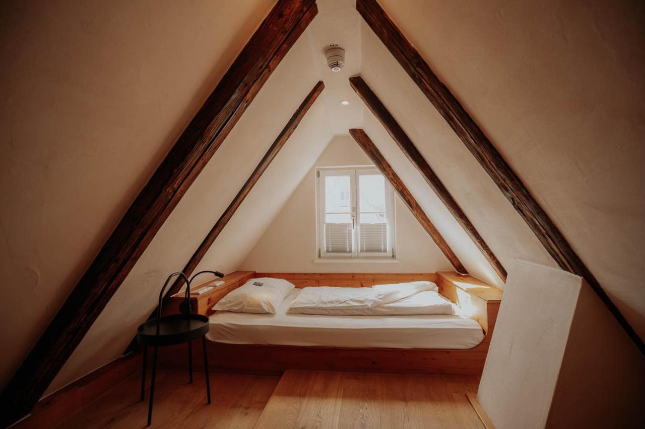 Altstadtmittehotel Sonne Dinkelsbuehl Luaran gambar